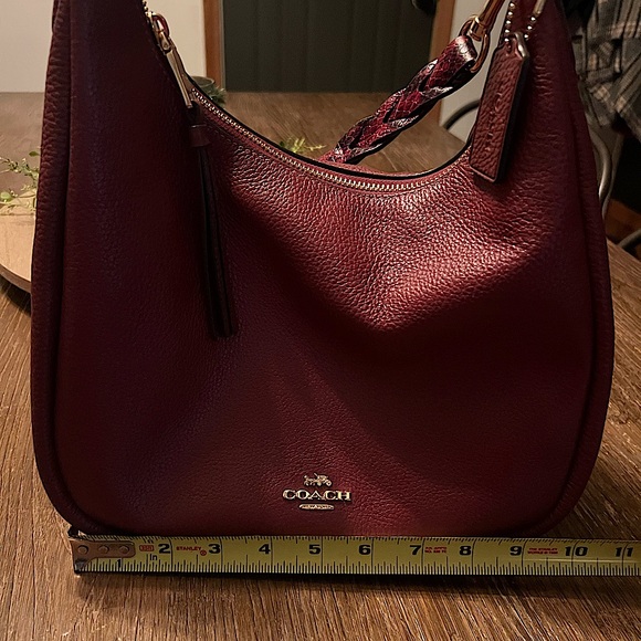 COACH purse- hobo style, with two straps- burgundy - only carried twice - Picture 10 of 10